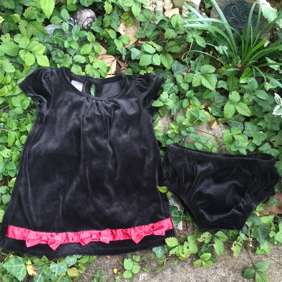 Holiday Editions Black Velour 2 pc Dress Red Bows - Picture 6 of 7